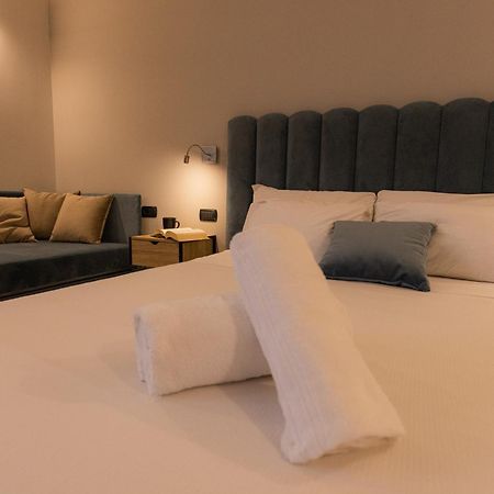 Relais At Via Veneto Hotel Rome Exterior photo