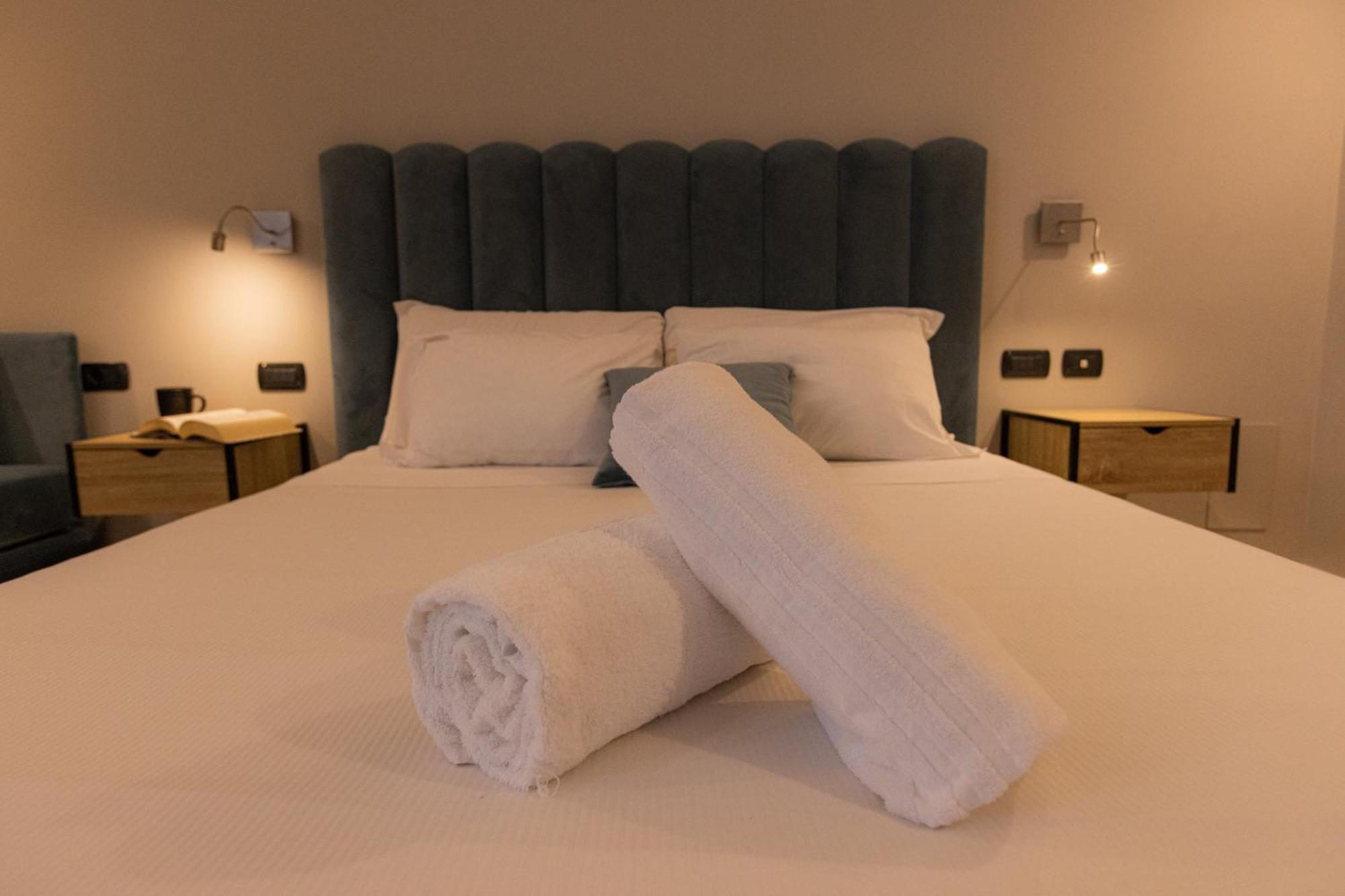 Relais At Via Veneto Hotel Rome Exterior photo