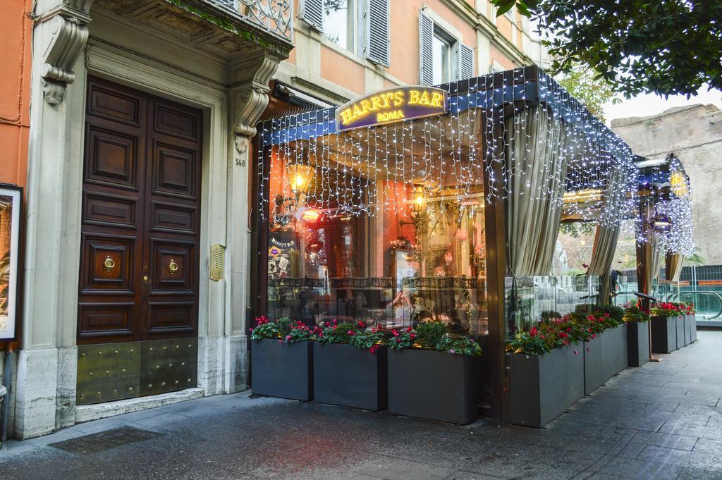 Relais At Via Veneto Hotel Rome Exterior photo
