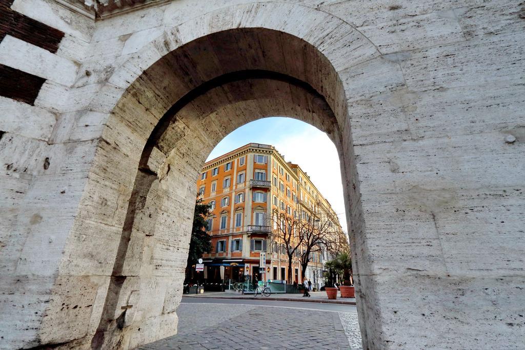 Relais At Via Veneto Hotel Rome Exterior photo
