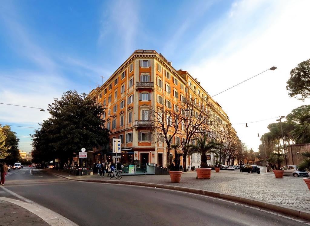 Relais At Via Veneto Hotel Rome Exterior photo
